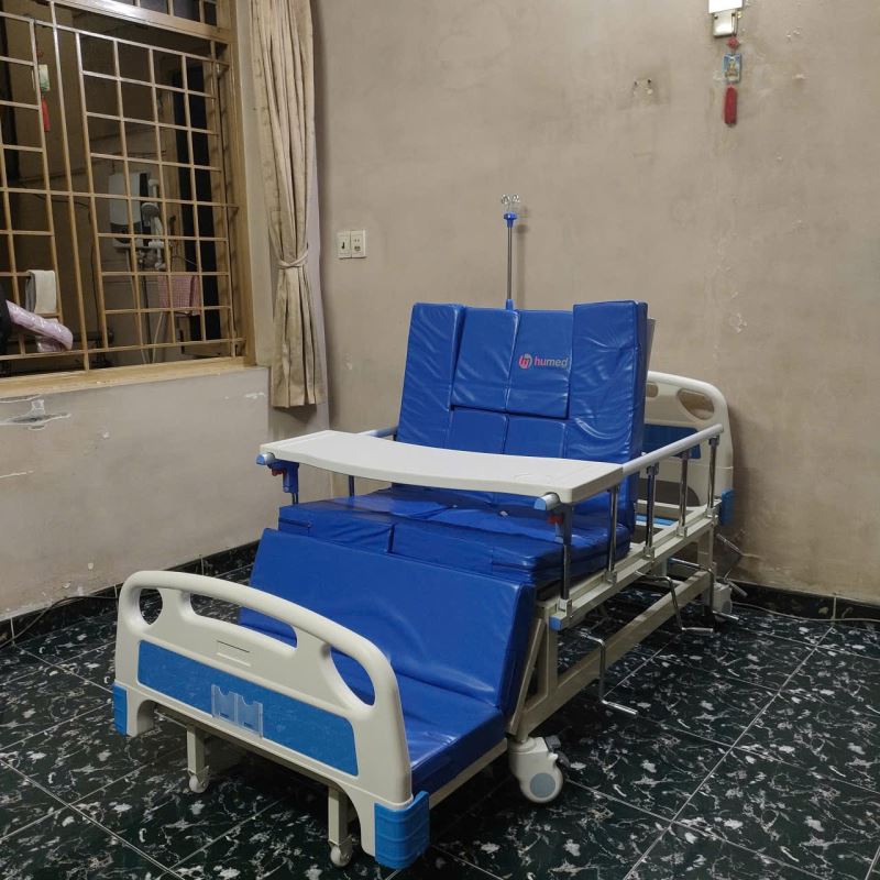 giường y tế đa năng 4 tay quay Humed HM-C4