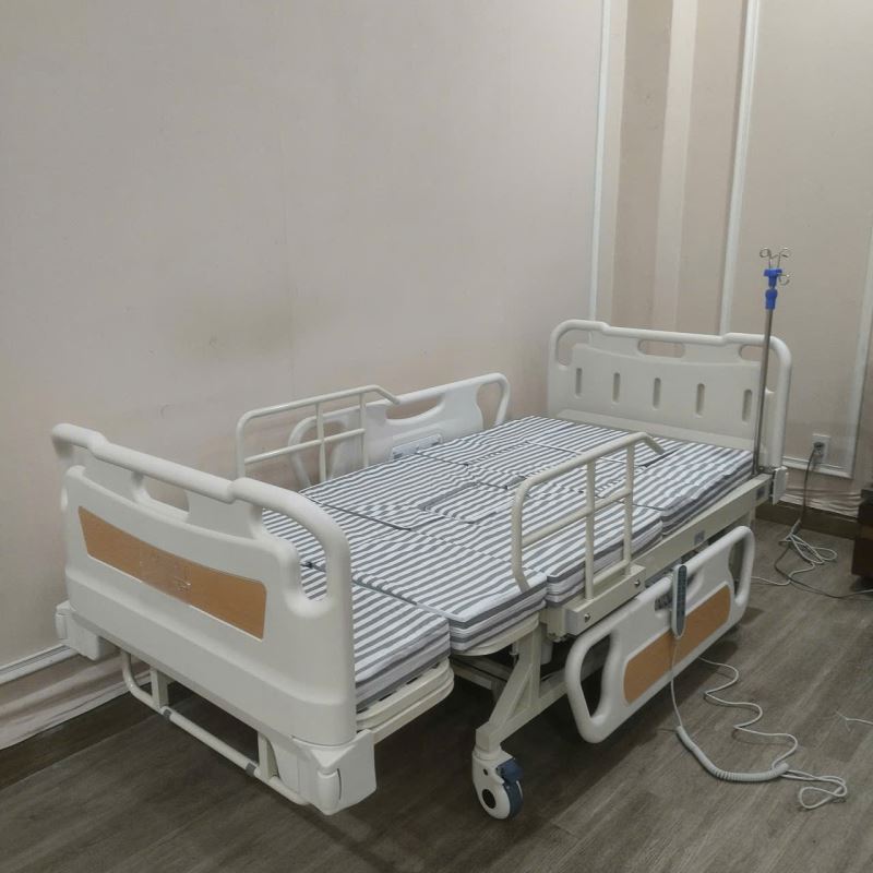 giường y tế nakachi nc-04dc