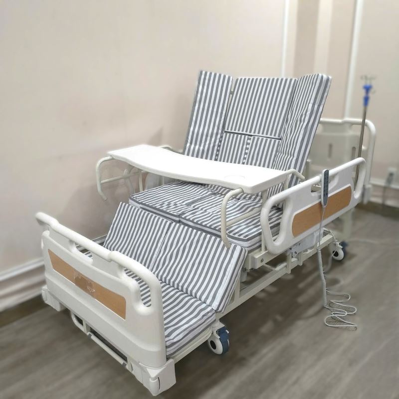 Giường y tế điện đa chức năng Nakachi NC-04DC