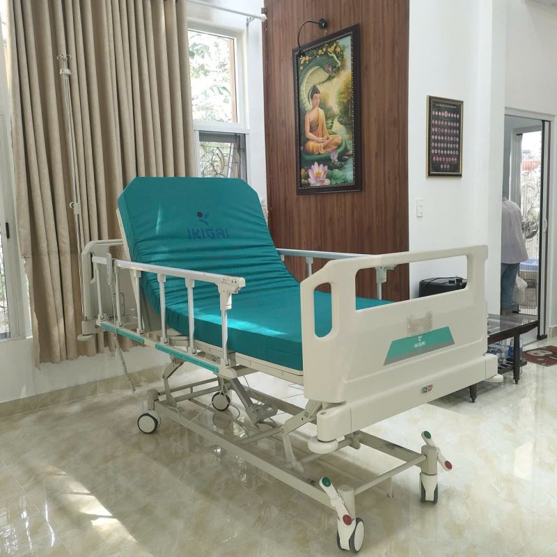 giường y tế cao cấp cho người già