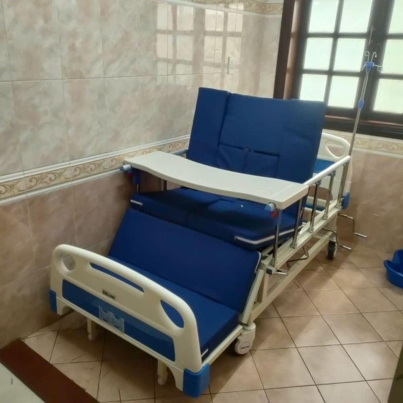 giường y tế thanh lý