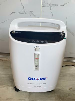Máy Tạo Oxy Cao Cấp Oromi SZ-5DW 5 Lít Có Xông Khí Dung