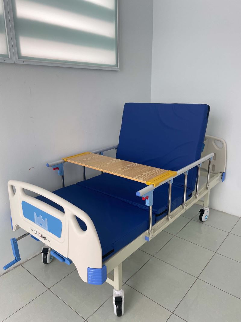 Giường lucass 2 tay quay VGB2