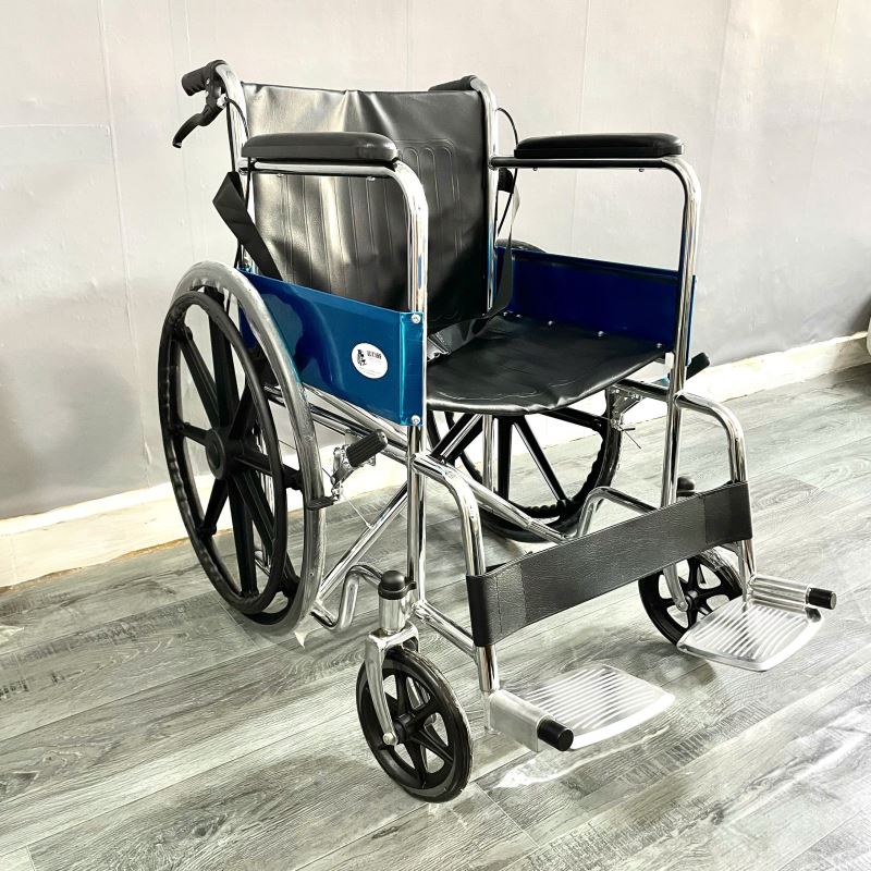 Xe lăn Lucass V93 cho người bệnh