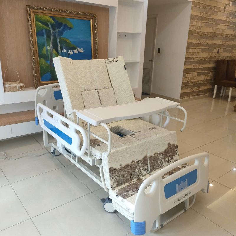 Giường Bệnh Lucass GB-4E Điện Cơ 