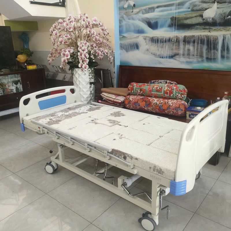 Giường Bệnh 4 Tay Quay Lucass GB-C41