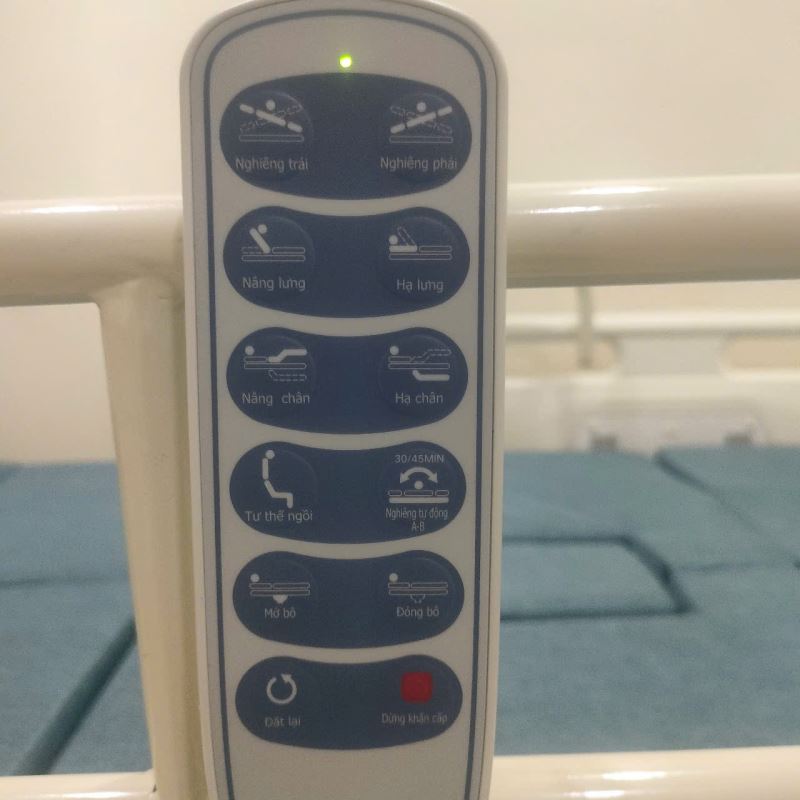 Giường bệnh điện OSADA SD-68EC