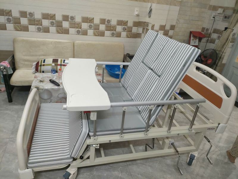 Giườn Bệnh 3 Tay Quay Đa Chức Năng OSADA SD-58C