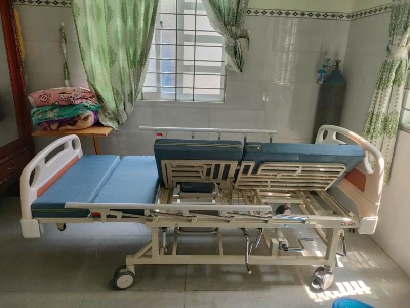 Giường Bệnh 4 Tay Quay OSADA SD-57C